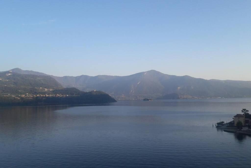 Appartamento Sul Lago D'Iseo Tavernola Bergamasca Eksteriør billede